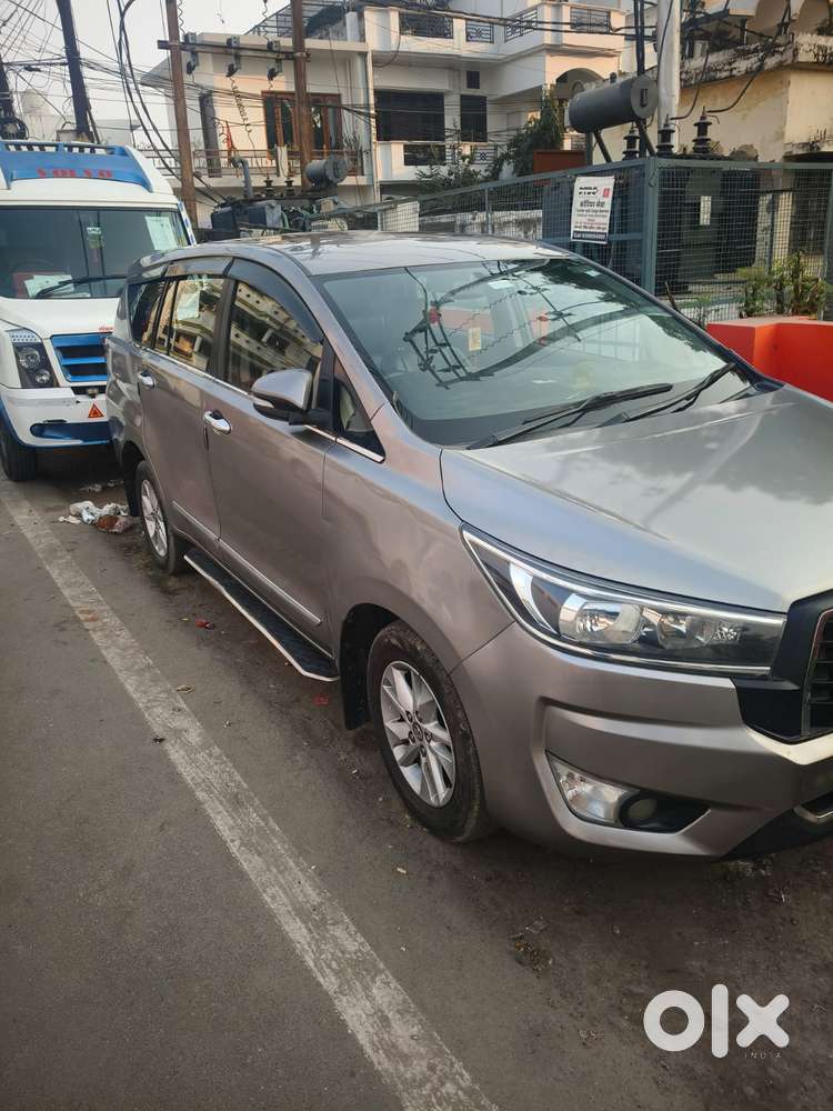 Toyota Innova Crysta G 7 Str, 2017