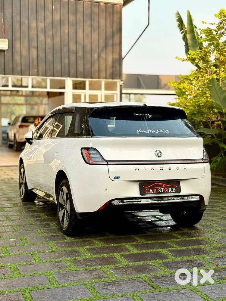 Mg Windsor Ev Essence, 2024, Electric