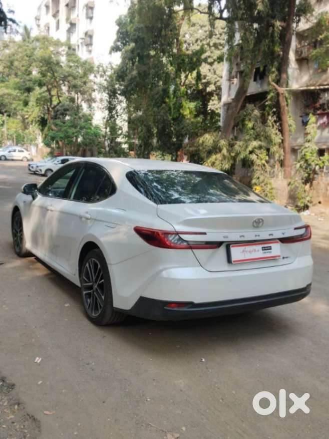 Toyota Camry Hybrid, 2025, Petrol