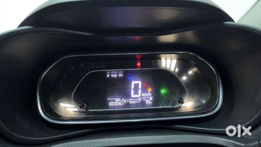 Tata Nexon 1.2 Revotron Xz Plus, 2022, Petrol