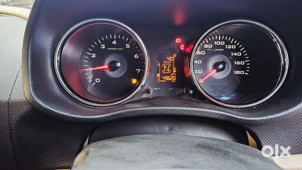 Mahindra Tuv 300 T8, 2019, Diesel