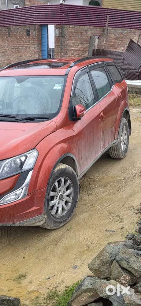 Mahindra Xuv500 2017 Diesel 142000 Km Driven
