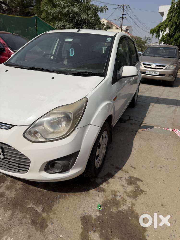 Ford Figo 2012-2015 Diesel Zxi, 2013, Diesel
