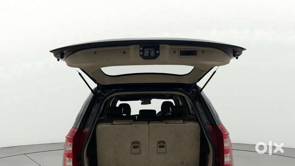 Mahindra Xuv500 2.2 W10, 2016, Diesel