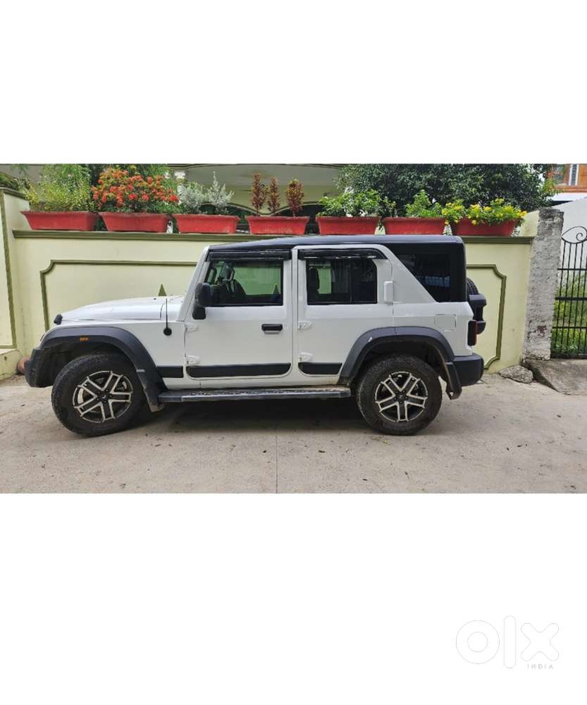 Mahindra Thar Roxx Diesel 2025