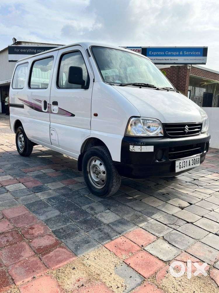 Maruti Suzuki Eeco 7 Seater Standard, 2016, Petrol