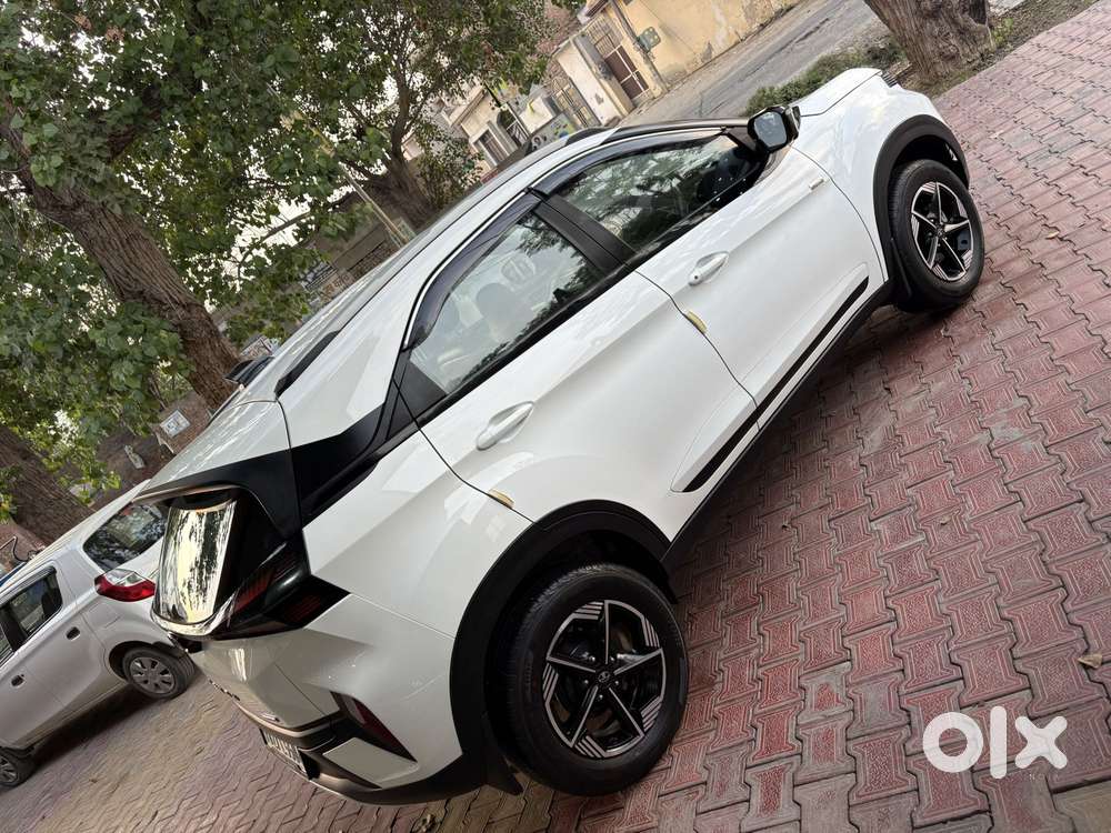 Tata Nexon Creative 1.5 Revotorq Diesel 6amt, 2025, Diesel