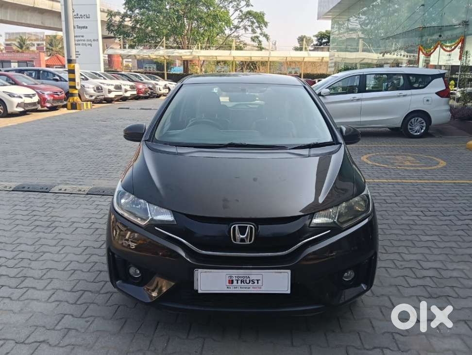 Honda Jazz V Mt Privilege, 2016, Petrol