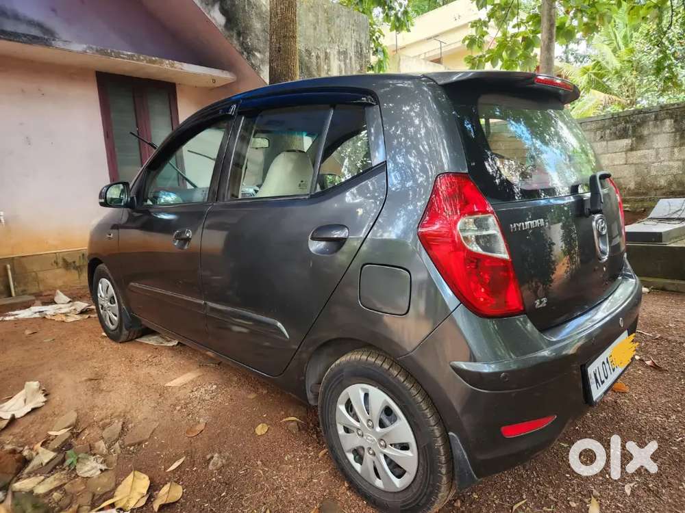 Hyundai I10 Sportz 2012
