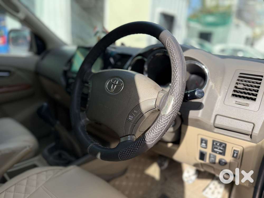 Toyota Fortuner 3.0 4x4 Manual, 2010, Diesel