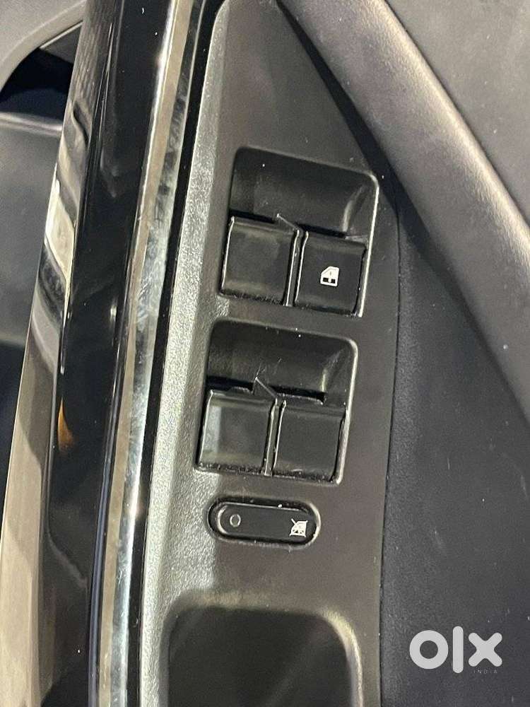 Tata Nexon Fearless Plus (ps)  1.2 Petrol Dca (adas), 2025, Petrol