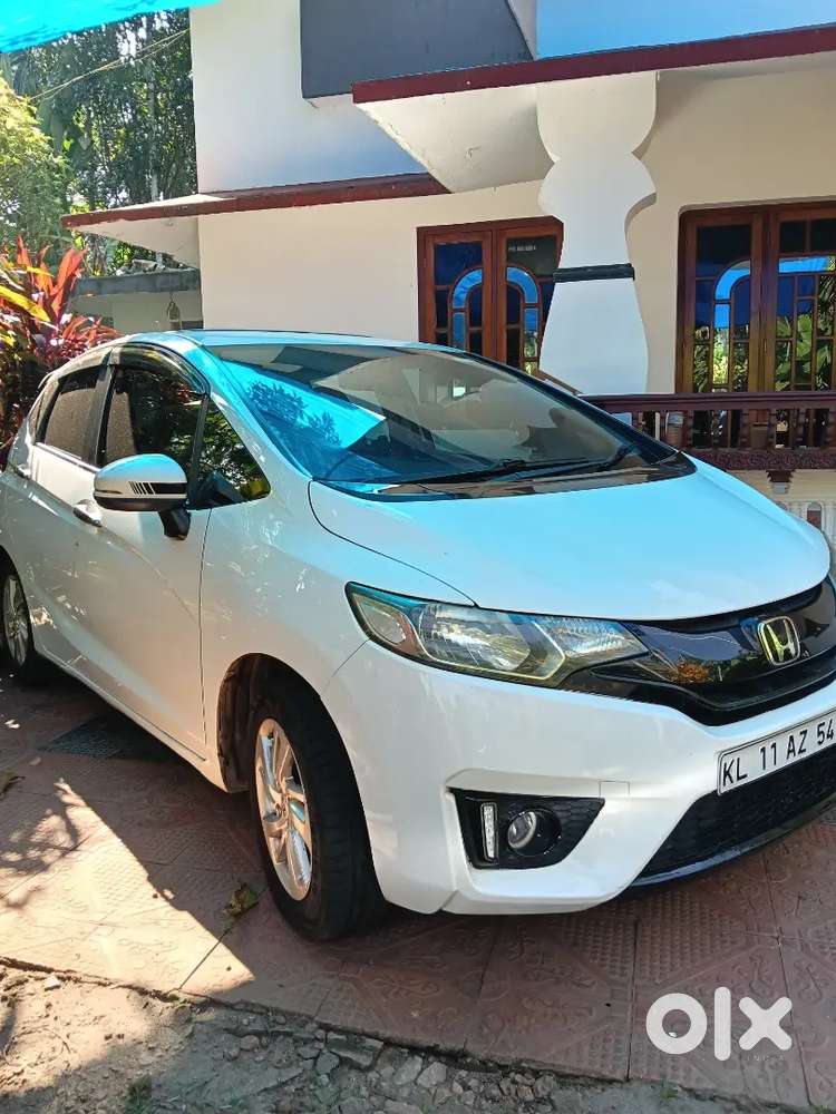 Honda Jazz 2015 Diesel Well Maintained