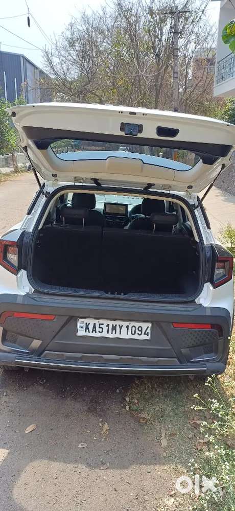 Mahindra Xuv 3xo 2025 Petrol 19700 Km Driven