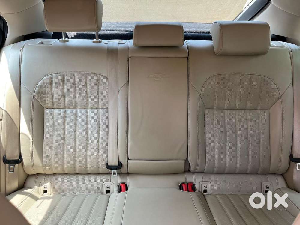 Skoda Superb Laurin And Klement 1.8, 2016, Petrol