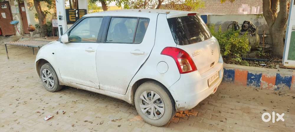 Maruti Suzuki Swift 2010