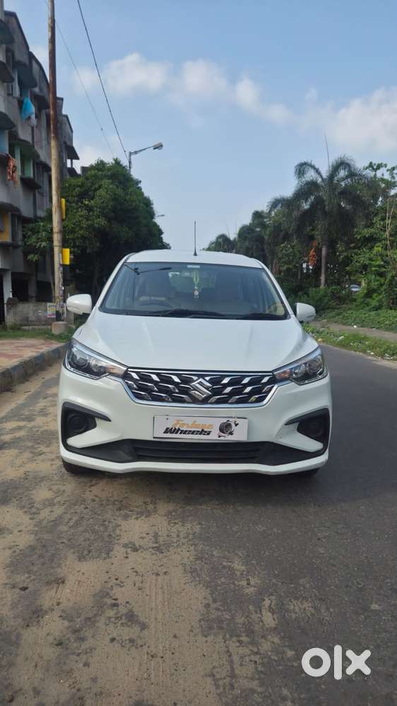 Maruti Suzuki Ertiga Vxi Shvs, 2024, Petrol