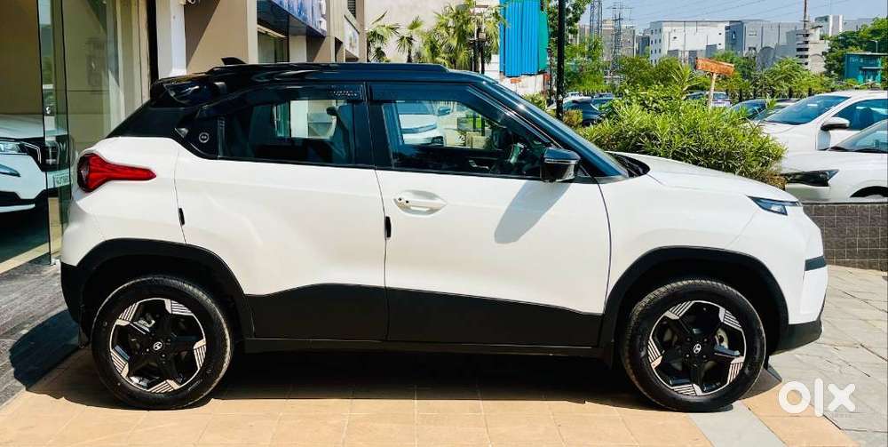 Tata Punch Ev Empowered Plus S Lr, 2024, Electric