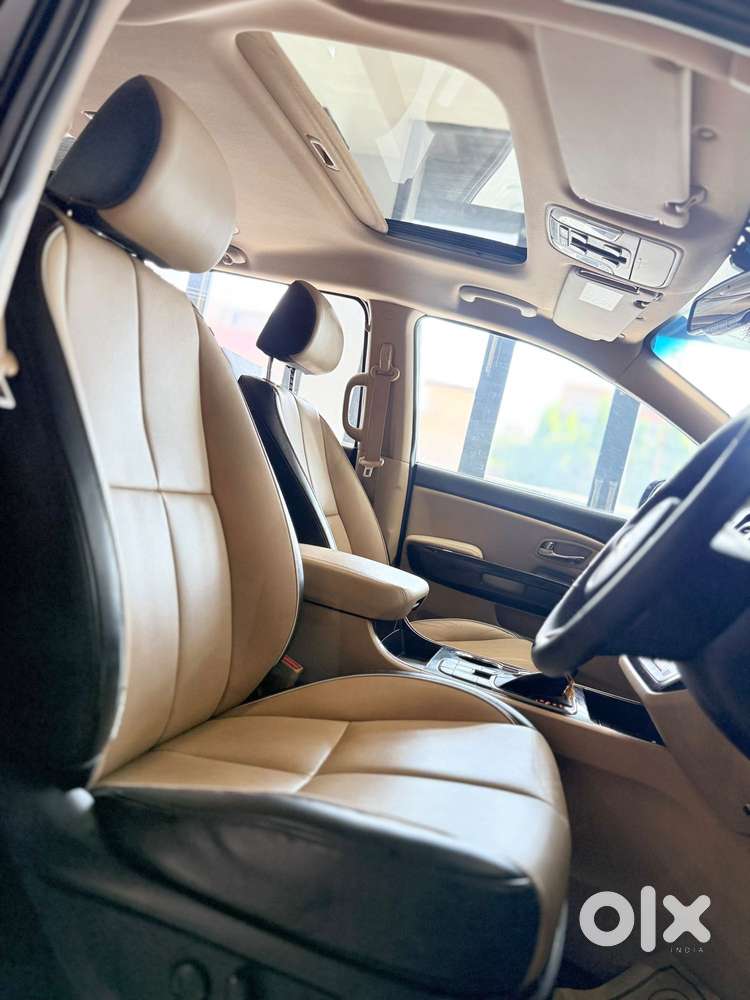 Kia Carnival Limousine, 2021, Diesel