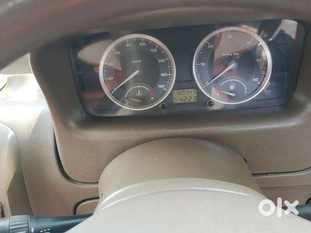 Tata Indigo Ecs Lx Cr4 2012