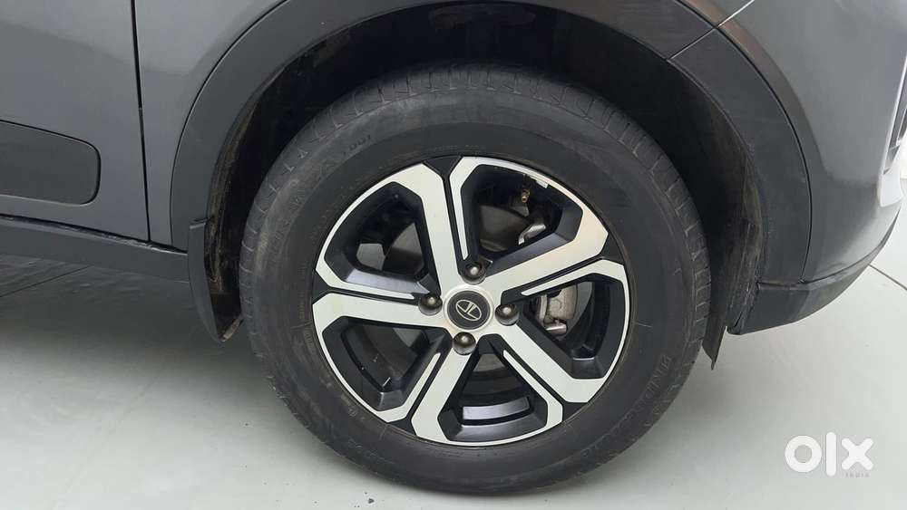 Tata Nexon 1.2 Revotron Xz Plus (s), 2023, Petrol