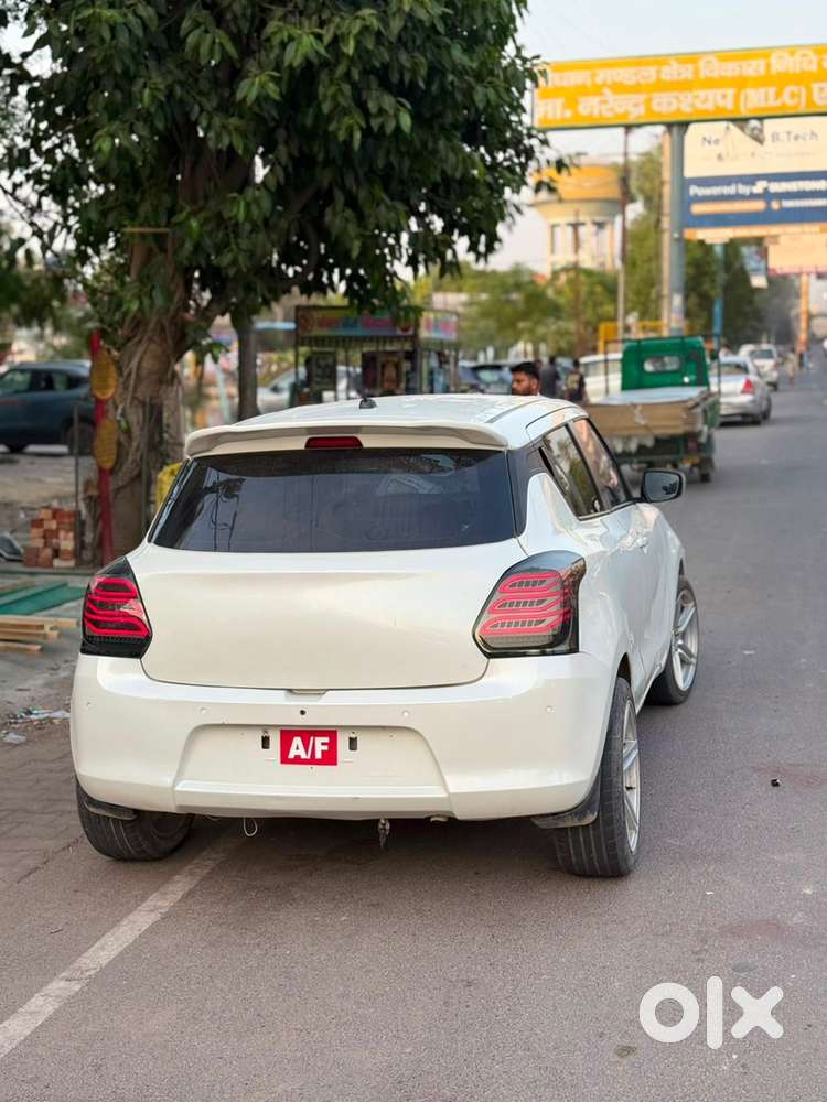 Maruti Suzuki Swift Petrol 2022