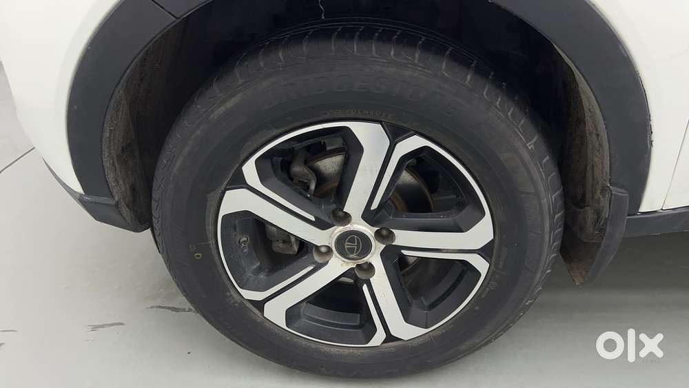 Tata Nexon 1.2 Revotron Xza Plus Hs, 2022, Petrol