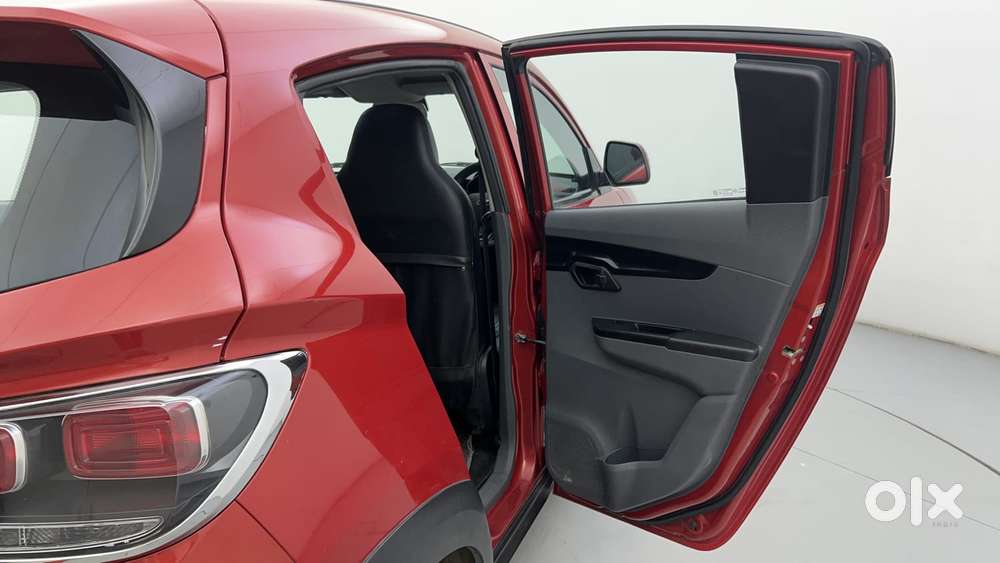 Mahindra Kuv100 Nxt 1.2 K4 Plus Diesel 6 Str, 2018, Petrol