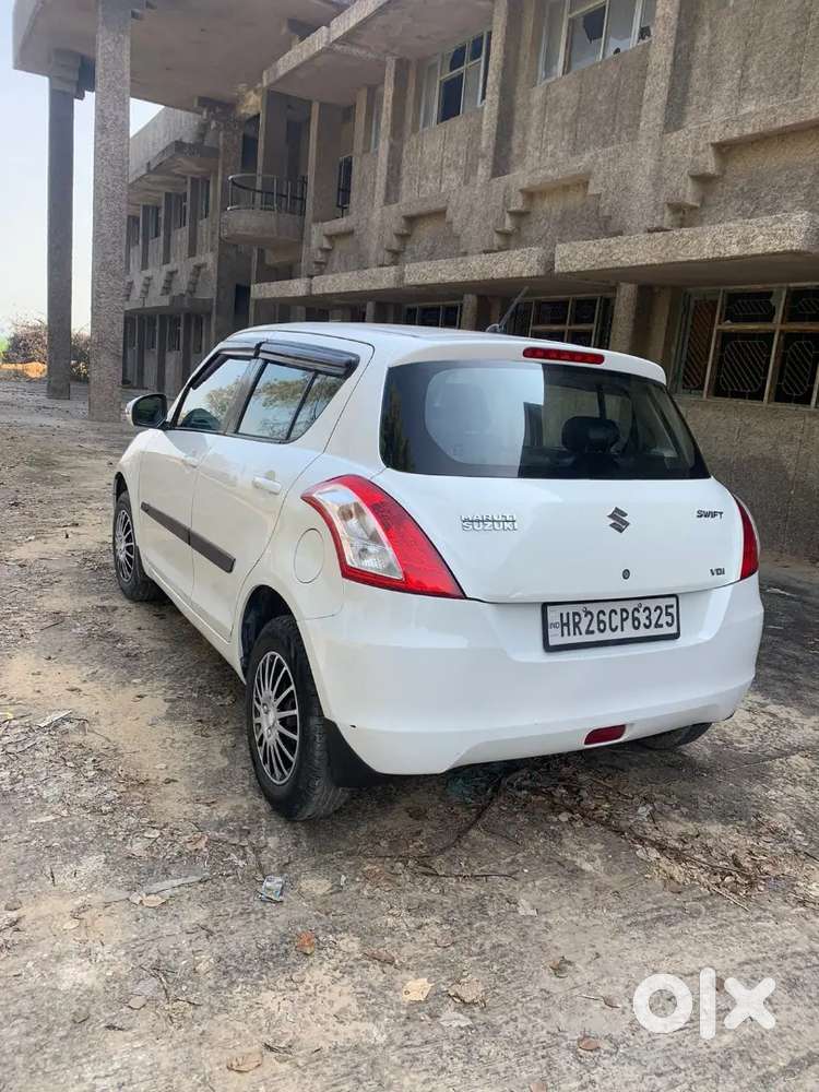 Maruti Suzuki Swift 2015 Diesel 65000 Km Driven
