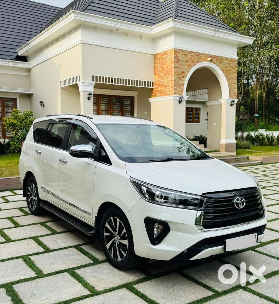 Toyota Innova Crysta 2022 Diesel Manual