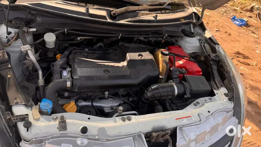 Maruti Suzuki Swift Dzire 2012