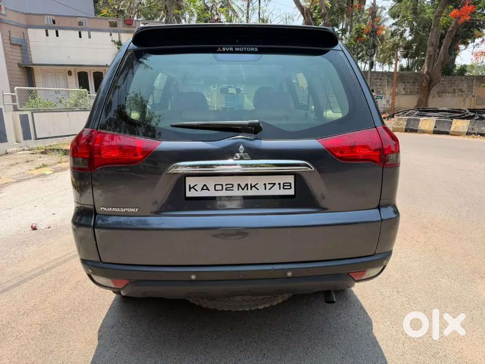 Mitsubishi Pajero Sport 2015



Mitsubishi  Pajero