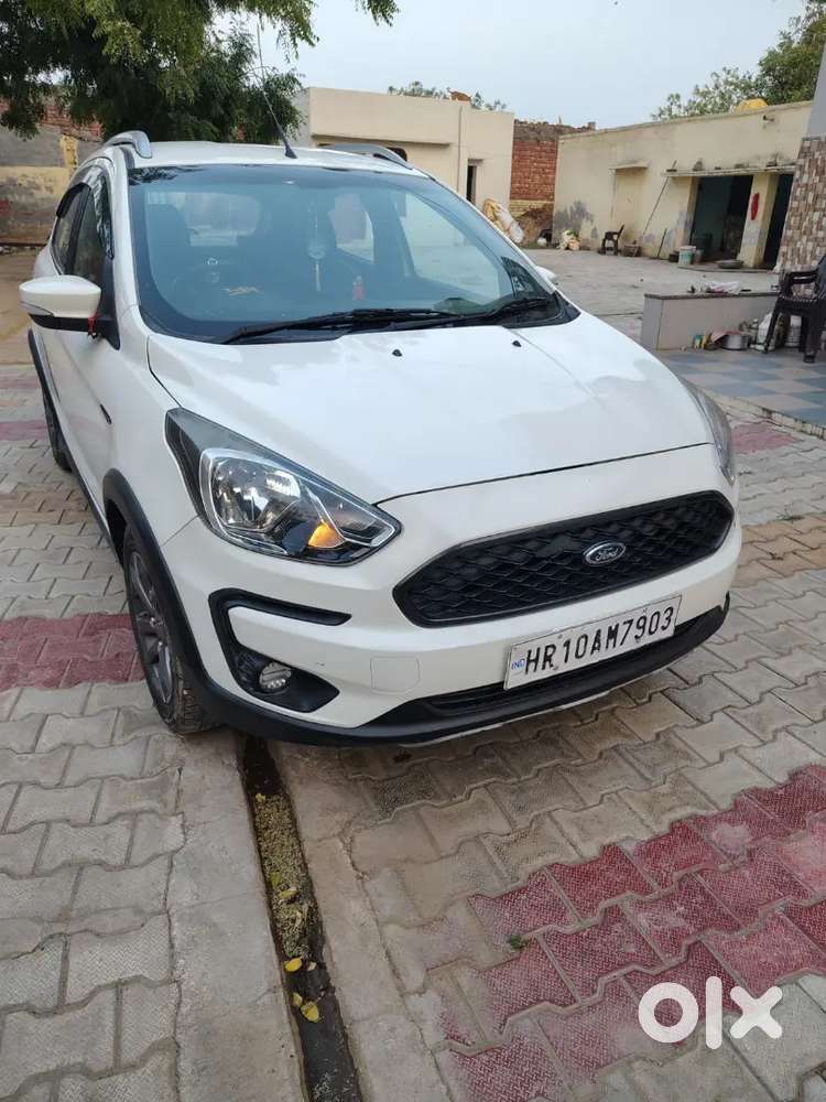 Push Butten Start New Tyre All Original Paint New Stepni Petrol +cng