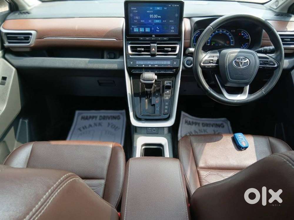 Toyota Innova Hycross 2.0 Zx Hybrid 7 Str, 2023, Petrol