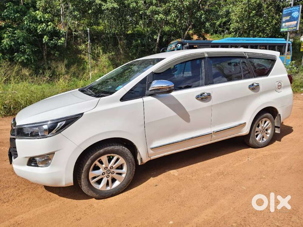 Toyota Innova Crysta 2.4 G Mt 8s, 2018, Diesel