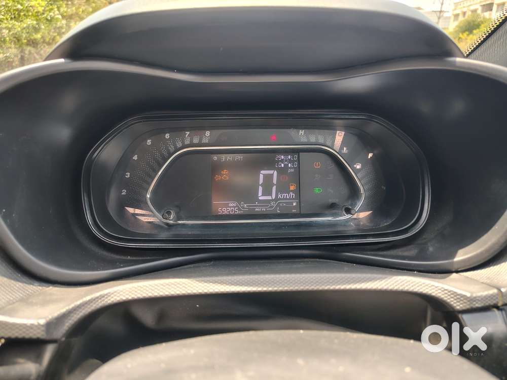 Tata Nexon Xz Plus (hs), 2022, Diesel