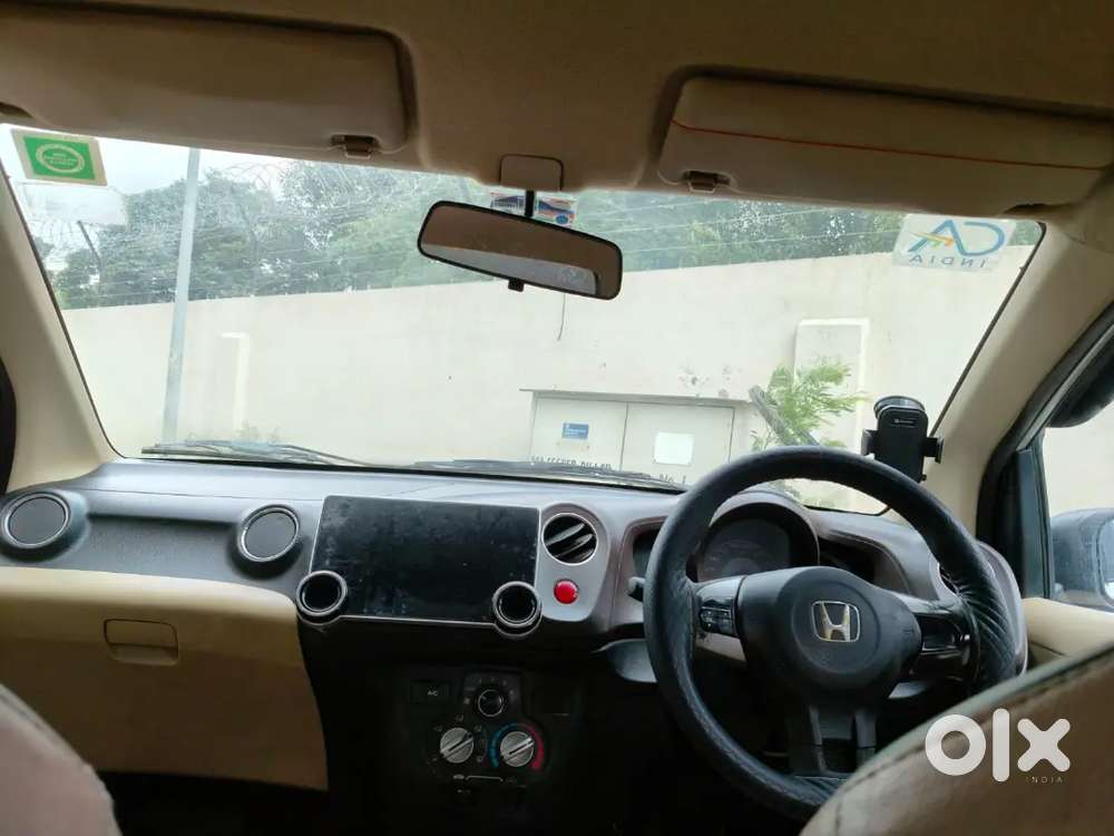Honda Amaze 2013 Petrol Variant