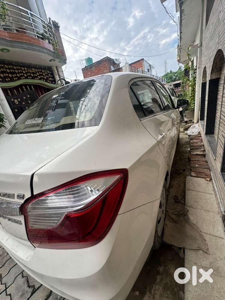 Honda Amaze Petrol 2016