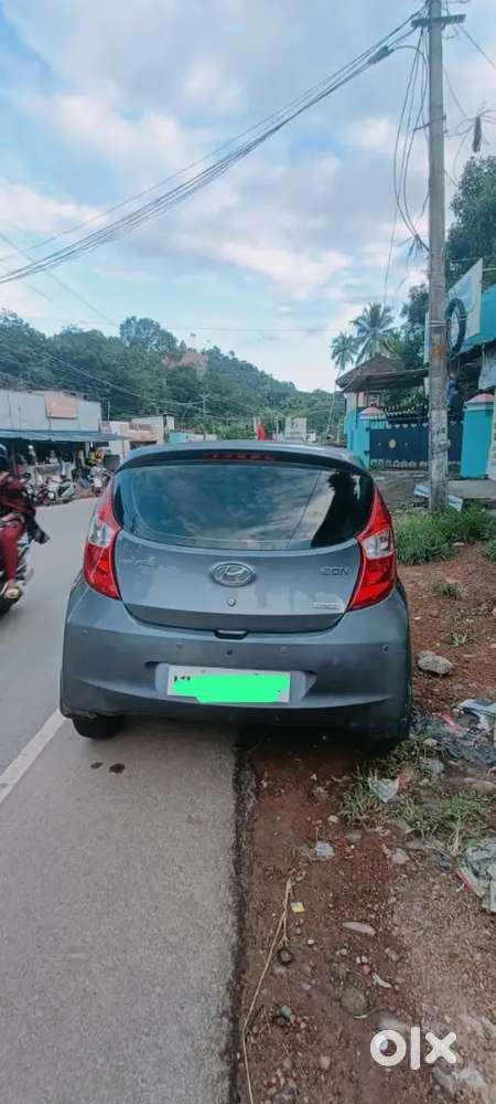 Hyundai Eon 2012