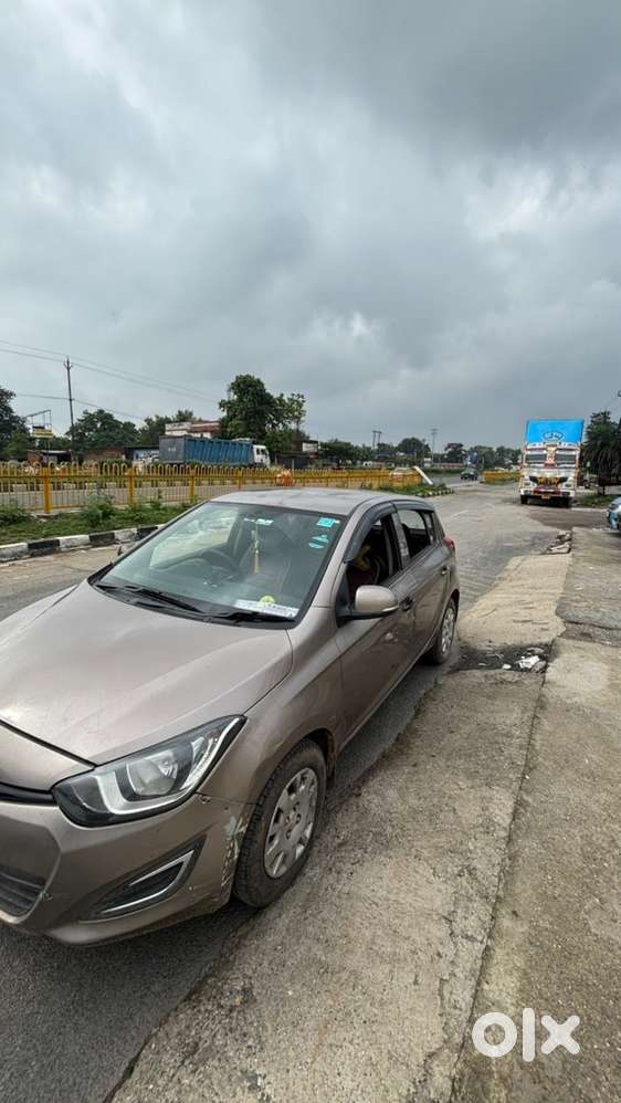Hyundai I20 Petrol Manual 2013