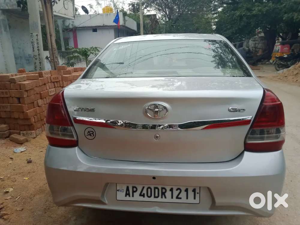 Toyota Etios 2015 Diesel 167000 Km Driven