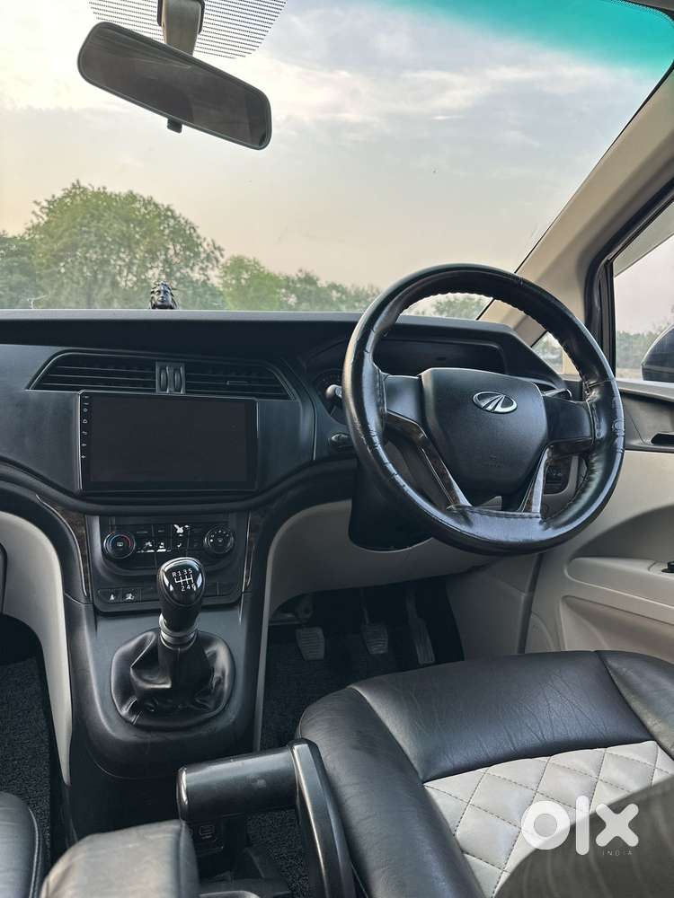 Mahindra Marazzo M4 8str, 2019, Diesel