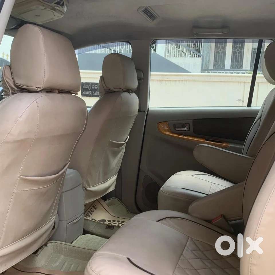 Toyota Innova, 2009, Diesel