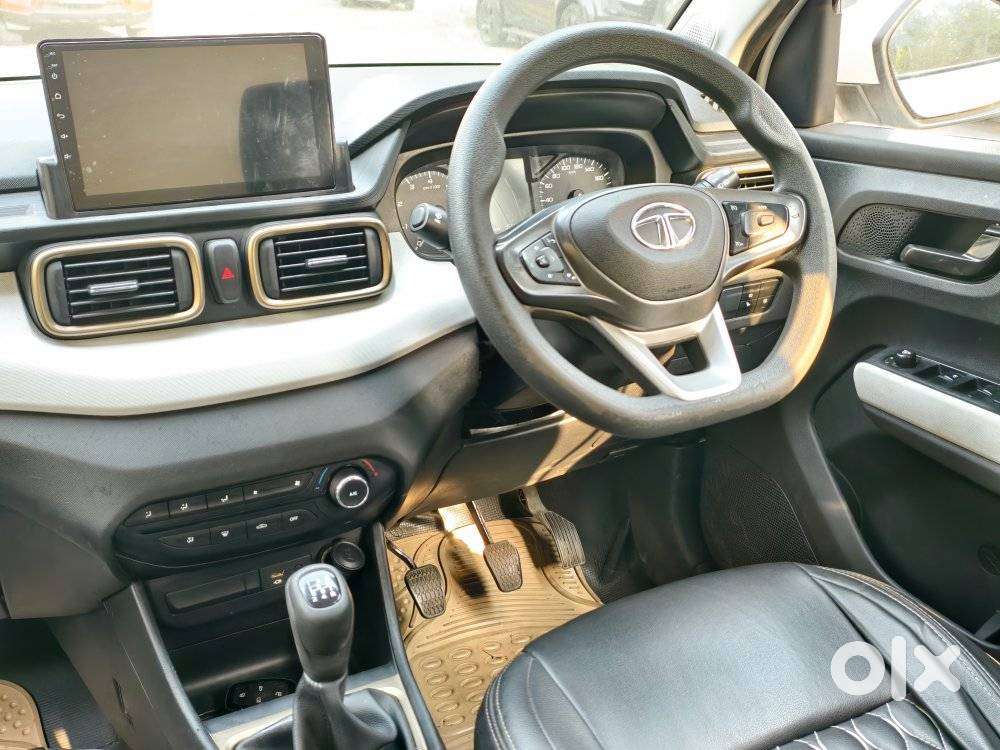 Tata Punch Accomplished, 2023, Petrol