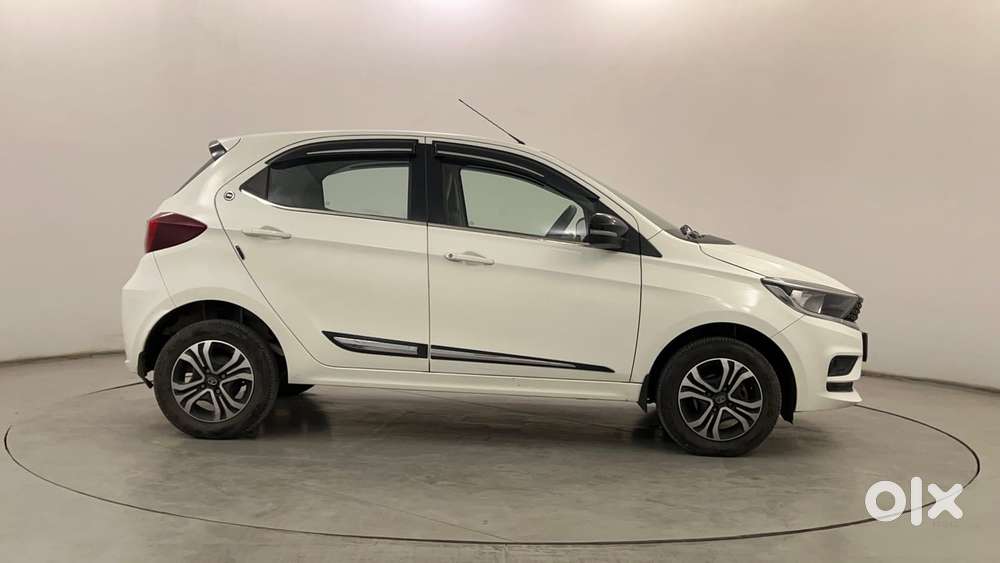 Tata Tiago 1.2 Revotron Xt Cng, 2023, Cng & Hybrids