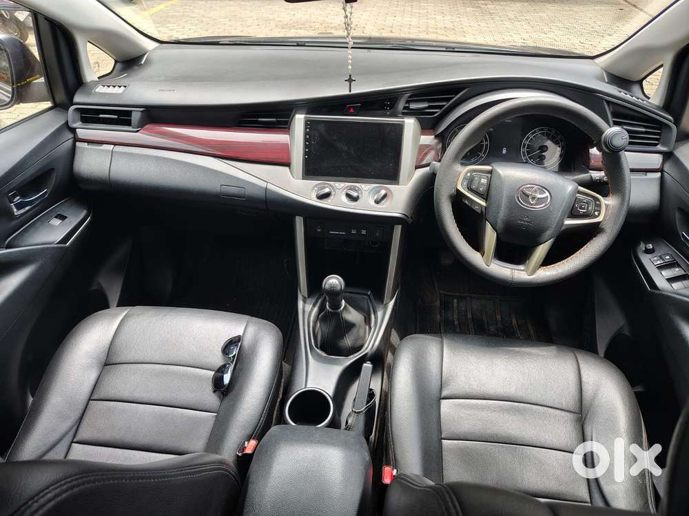 Toyota Innova Crysta 2.4 Gx Mt 8s, 2017, Diesel