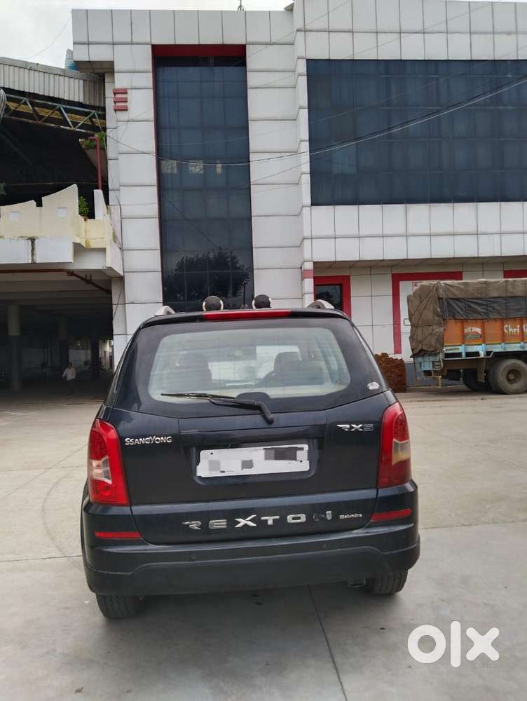 Mahindra Rexton, 2015, Diesel