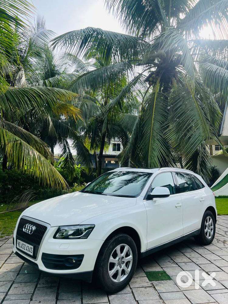 Audi Q5 30 Tdi Premium With Sunroof, 2011, Petrol