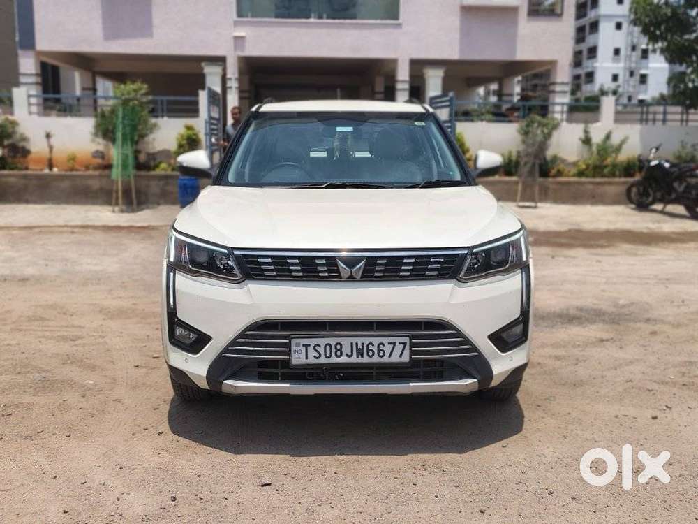 Mahindra Xuv300 W8 Option Diesel, 2023, Diesel