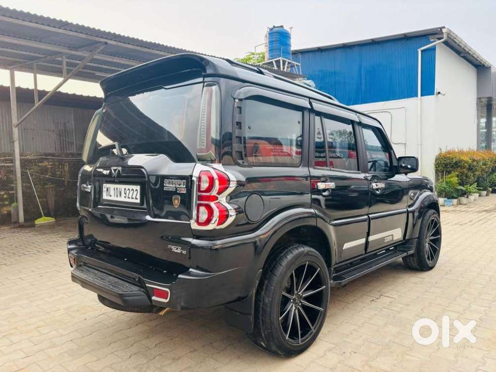 Mahindra Scorpio Classic 2.2 S 11 Mt 7 Str, 2023, Diesel
