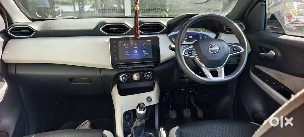 Nissan Magnite 1.0 Xv Premium Turbo (o), 2021, Petrol